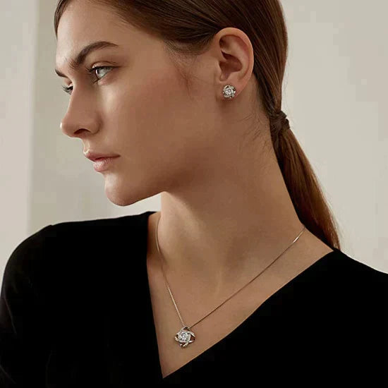 Ketting met Liefdesknoop en Oorbellen Set Zilver Geschenk