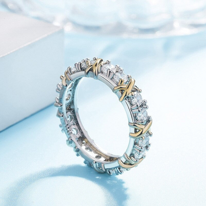 Kruisring met Platina Look en Liefde Symbool