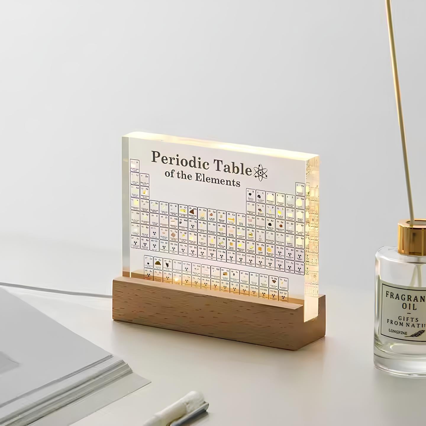 Periodieke Tabel Lamp met Echte Elementen