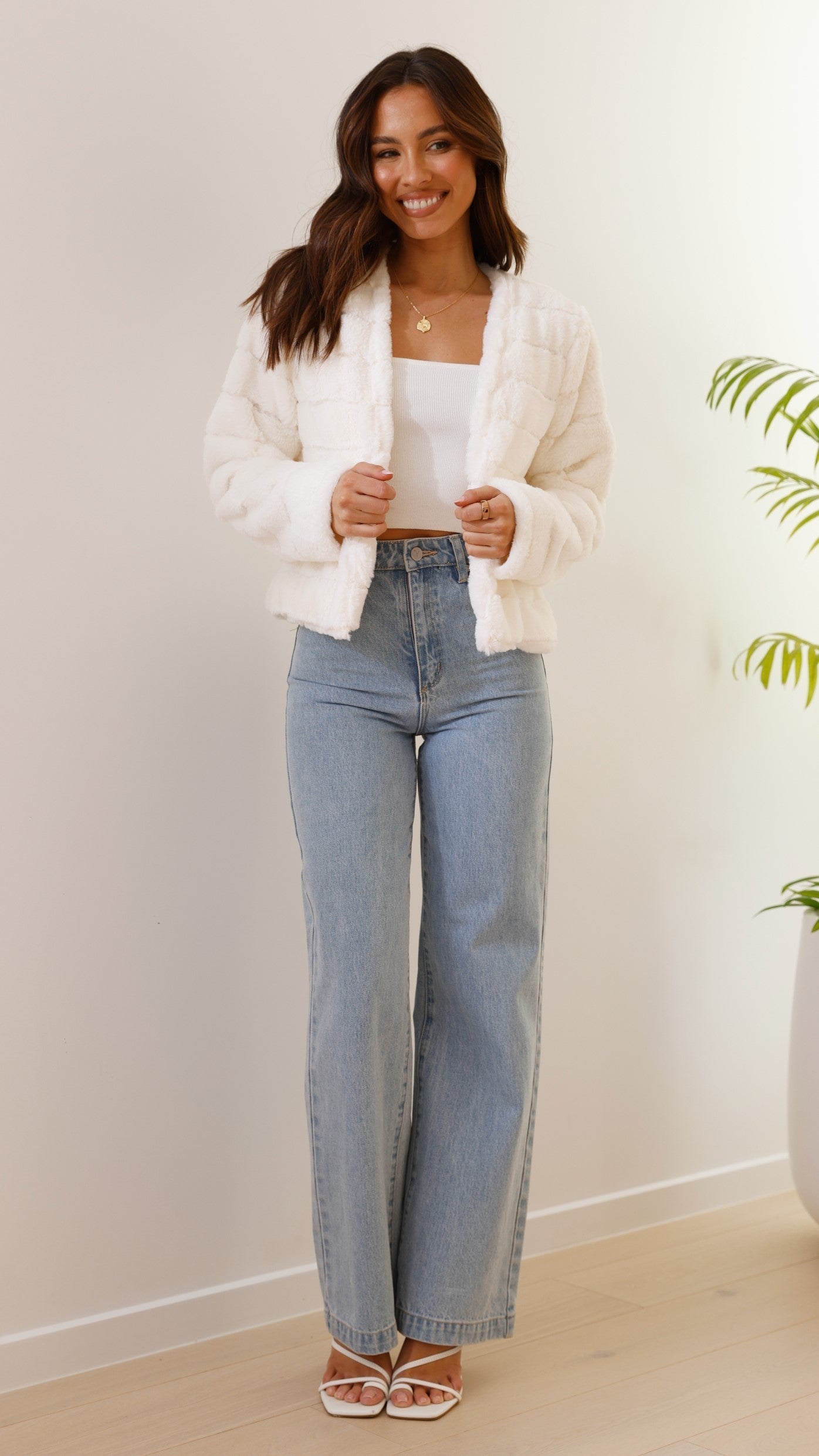 Dames Velour Jasje Crop Model Luxe Stof