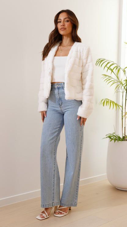 Dames Velour Jasje Crop Model Luxe Stof