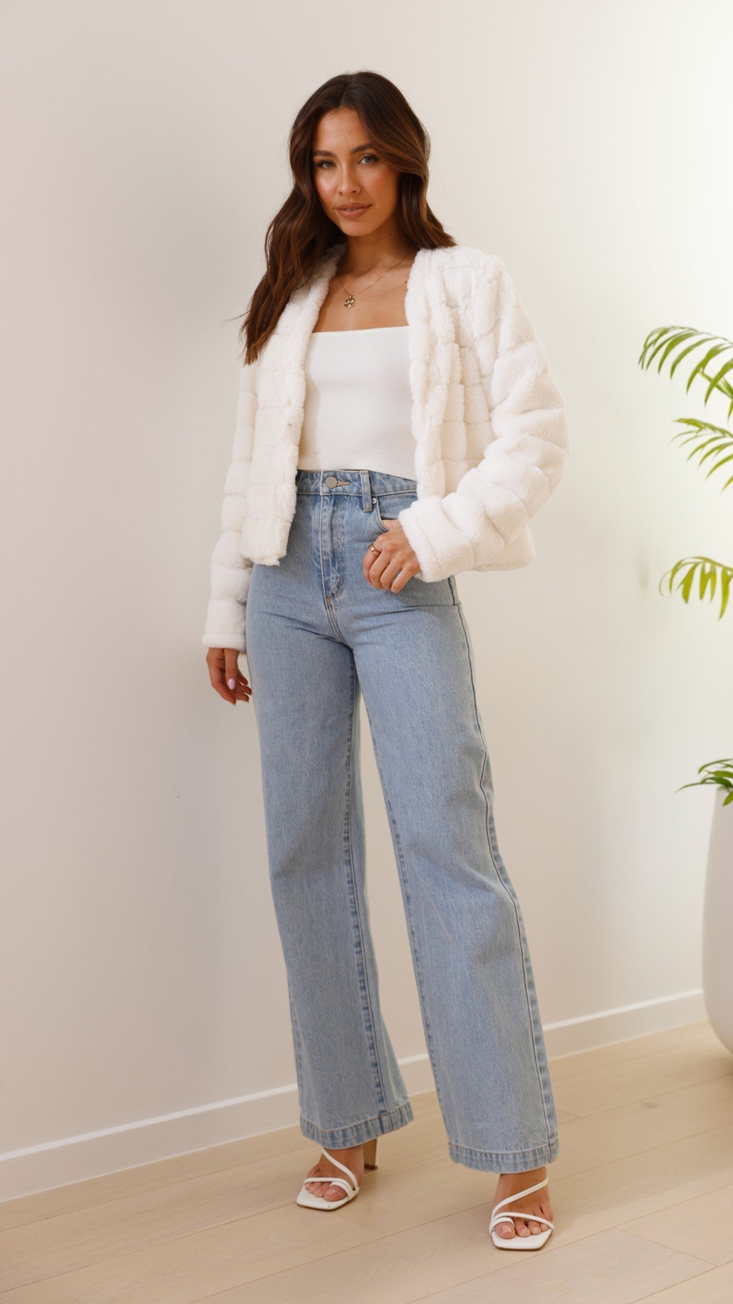 Dames Velour Jasje Crop Model Luxe Stof