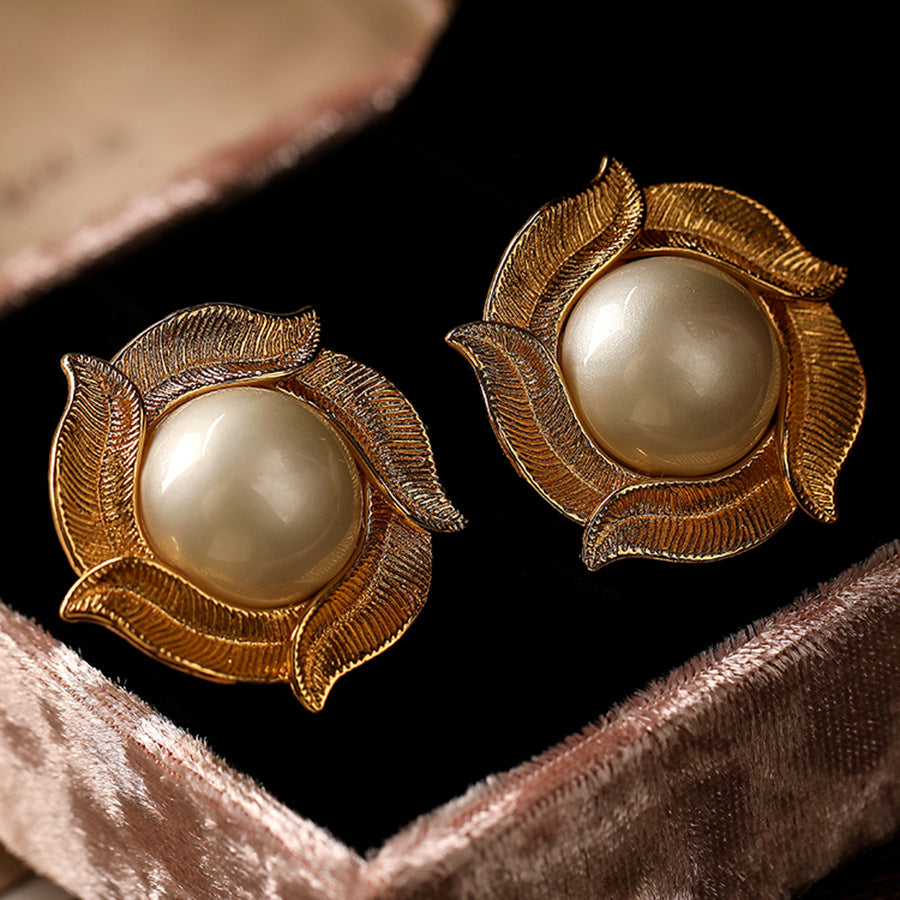 Dames Oorbellen Goudkleurig met Tijgeroog Steen en Blad Ornamenten