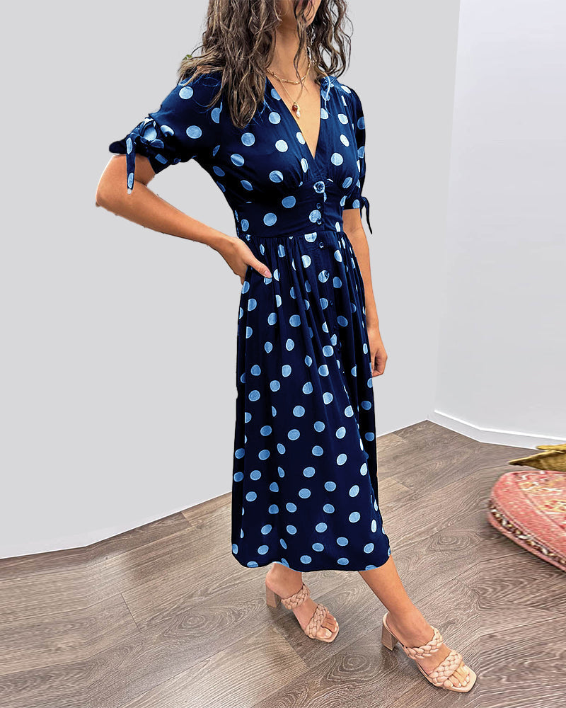Dames Jurk met V-hals en Polkadotprint