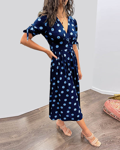 Dames Jurk met V-hals en Polkadotprint