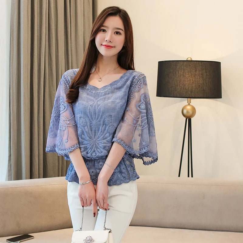 Vrouwelijke Blouse Kiara Trendy en Schattig