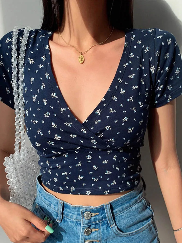 Vrouwelijke Retro Top Stijlvol en Comfortabel