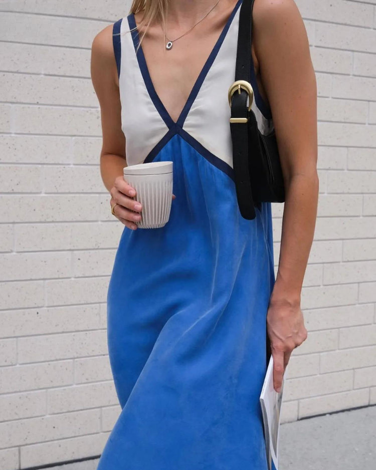 Izabella | Vestito chic con scollo a V
