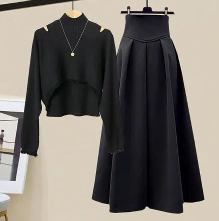 Vrouwelijke Gebreide Set met Rok en Top