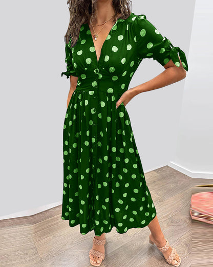 Dames Jurk met V-hals en Polkadotprint