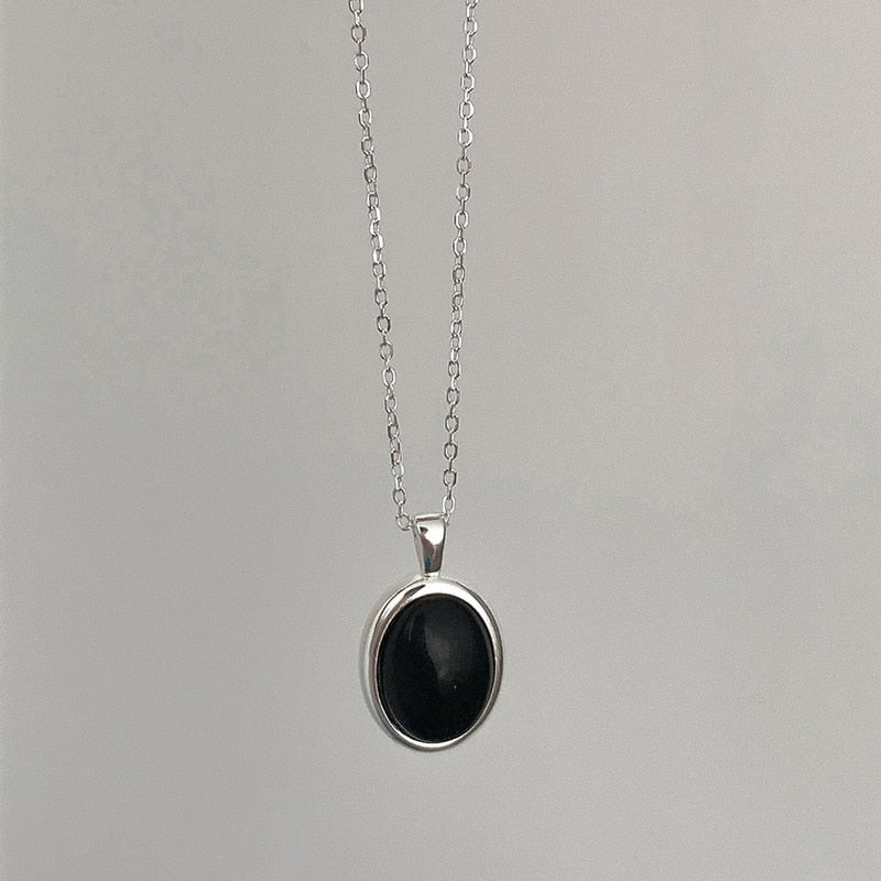 Zwarte Opalen Ketting Stijlvol en Elegант