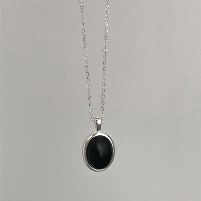Zwarte Opalen Ketting Stijlvol en Elegант
