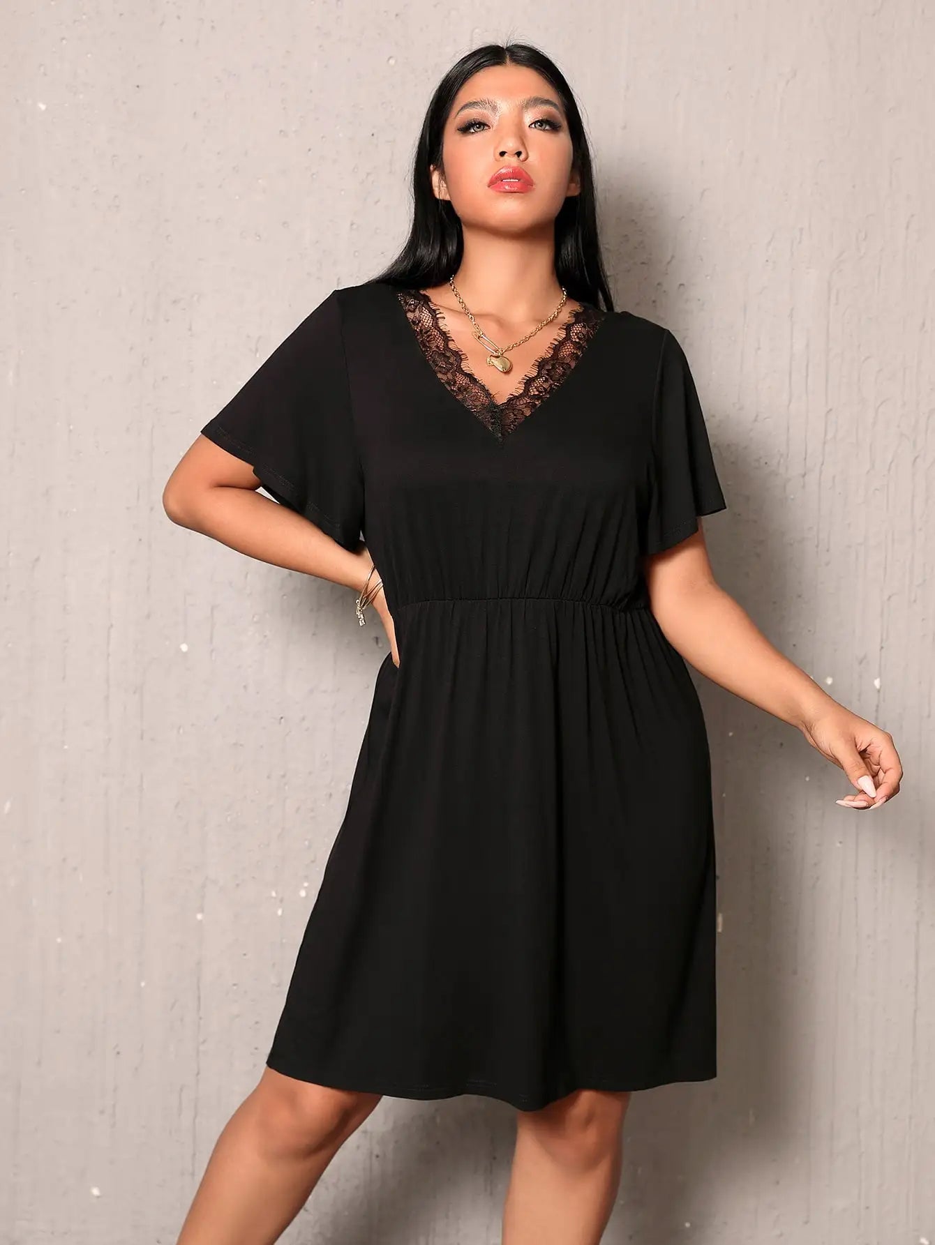 Plus-Size Jurk Donna Trendy en Glamoureus