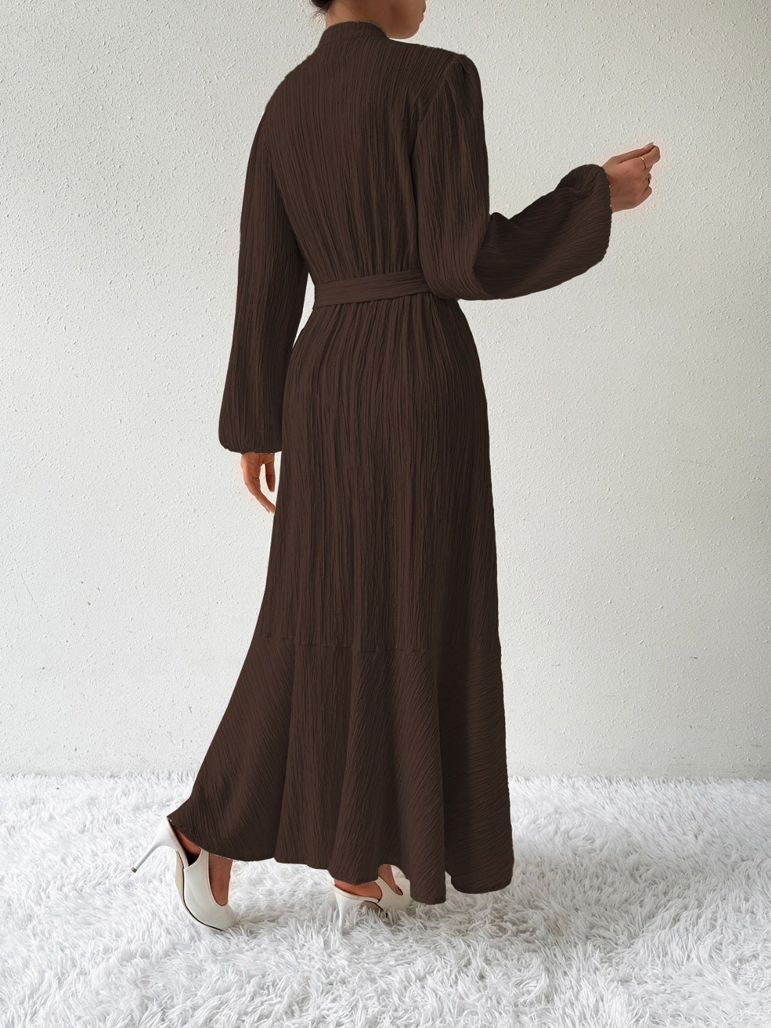 Vrouwelijke Jurk met Lange Mouwen en Taille Accent