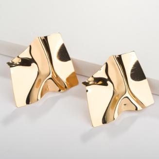 Dames Gouden Oorbellen met Sculpturale Vorm Lecha