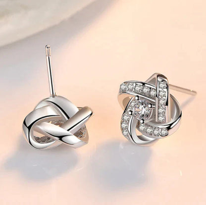 Ketting met Liefdesknoop en Oorbellen Set Zilver Geschenk