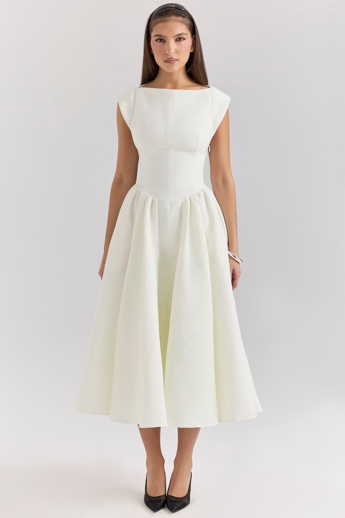 Elegante Jurk met Tijdloos Design voor een Flatterende Pasvorm