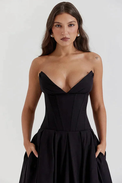 Aurora Elegant Strapless Jurk voor Iconische Schoonheid