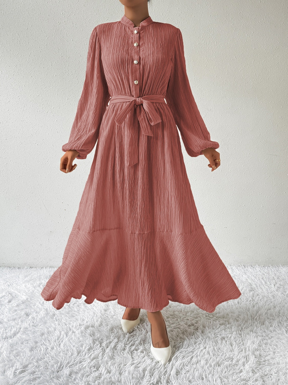 Vrouwelijke Jurk met Lange Mouwen en Taille Accent