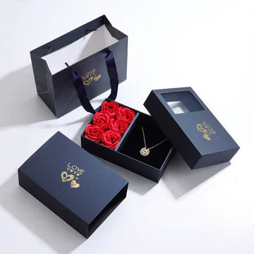 Gouden Ketting Geluk en Liefde Symbool