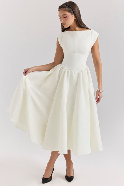 Elegante Jurk met Tijdloos Design voor een Flatterende Pasvorm