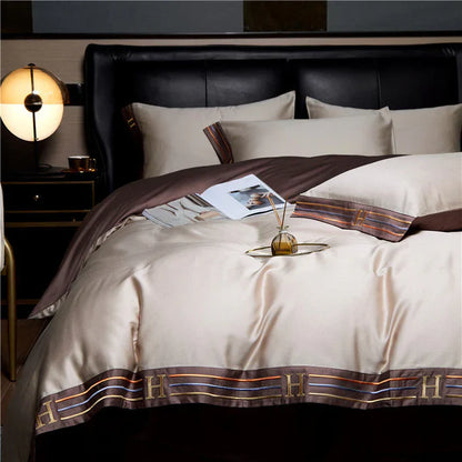 Satijnen Beddengoed Set Geborduurd Luxury Stof