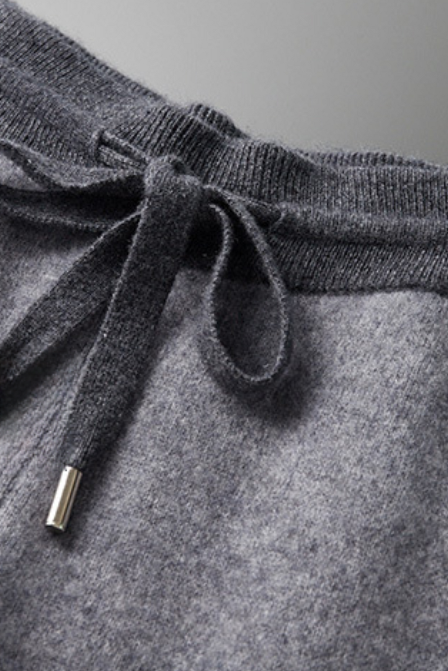 Merinowol Set Grijze Kasjmier Trui en Broek