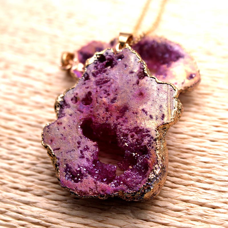 Kristallen Hanger met Natuurlijke Geode Edelsteen