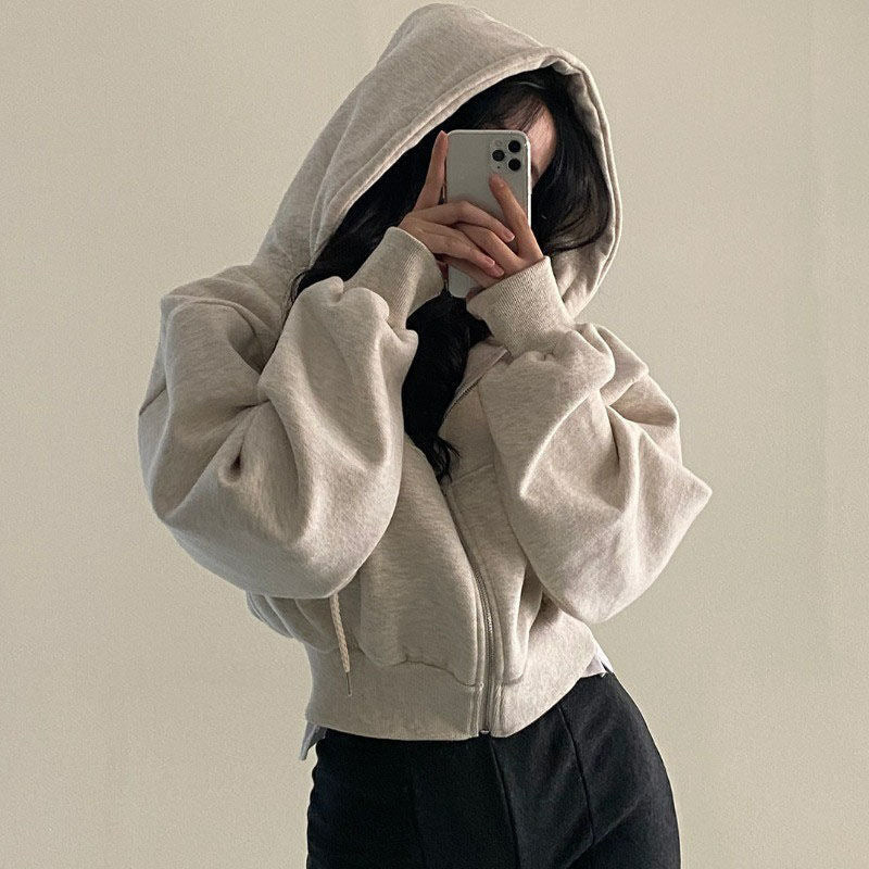 Dames Korte Hoodie Met Rits en Zakken Zwart Basic Model - Mode Vibes