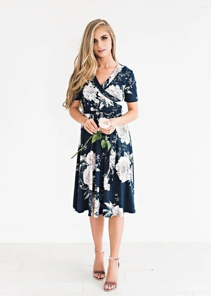 Gebloemde Midi Jurk voor Vrouw Zomer - Mode Vibes