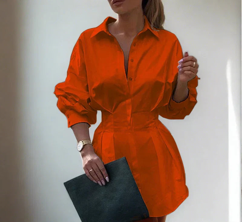 Vrouwelijke Knop Blouse met Kraag en Taille - Mode Vibes