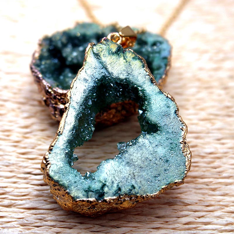 Kristallen Hanger met Natuurlijke Geode Edelsteen