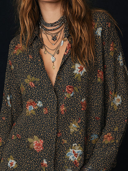 Elise – Dames Blouse met Bloemenprint, Ruches en Afgeronde Zoom