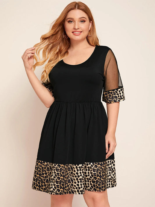 Plus-Size Zomerjurk Stoer en Stijlvol voor Vrouw - Mode Vibes