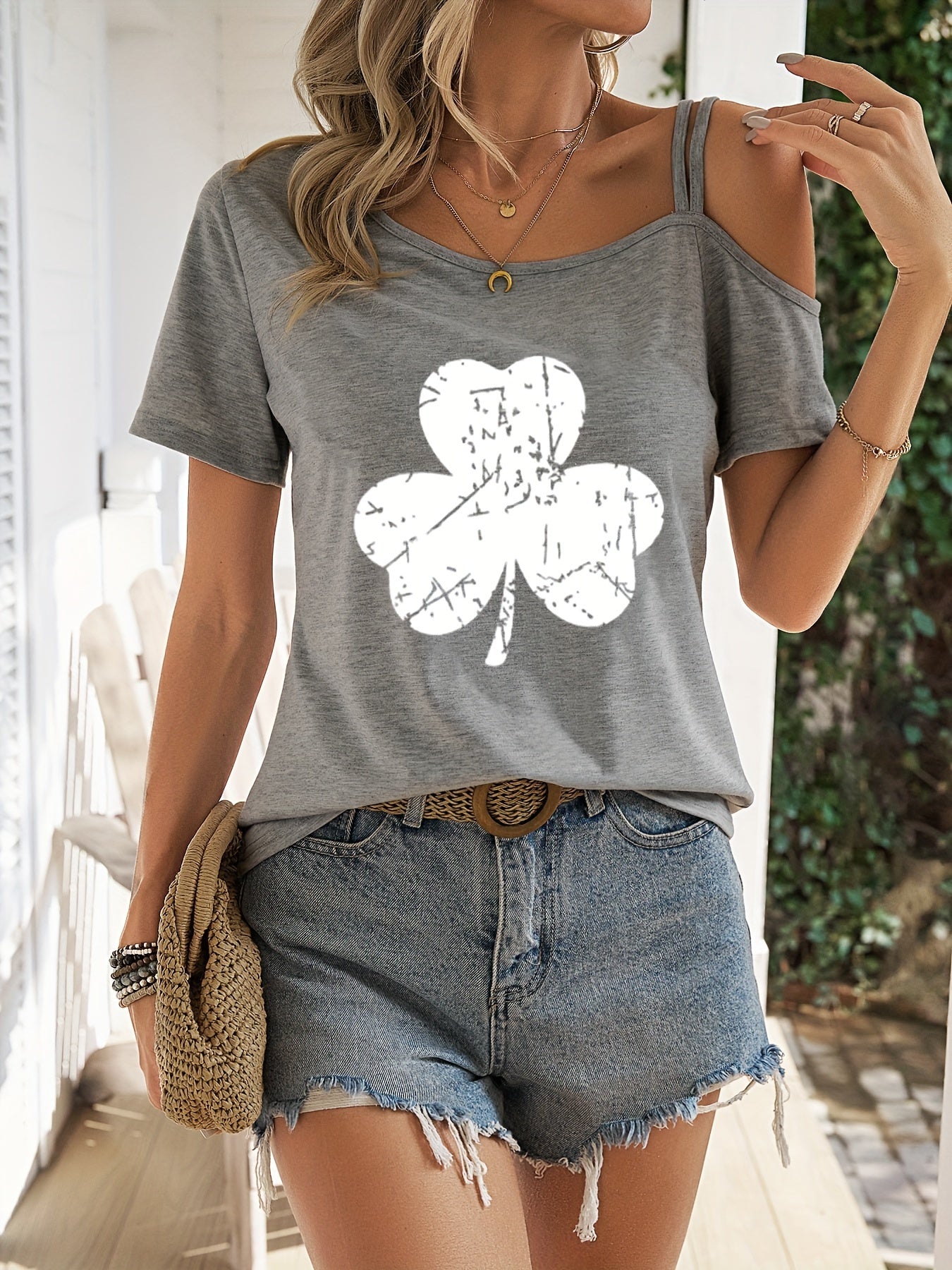 Vrouwelijk T-shirt Blote Schouder Zomerse Stijl - Mode Vibes