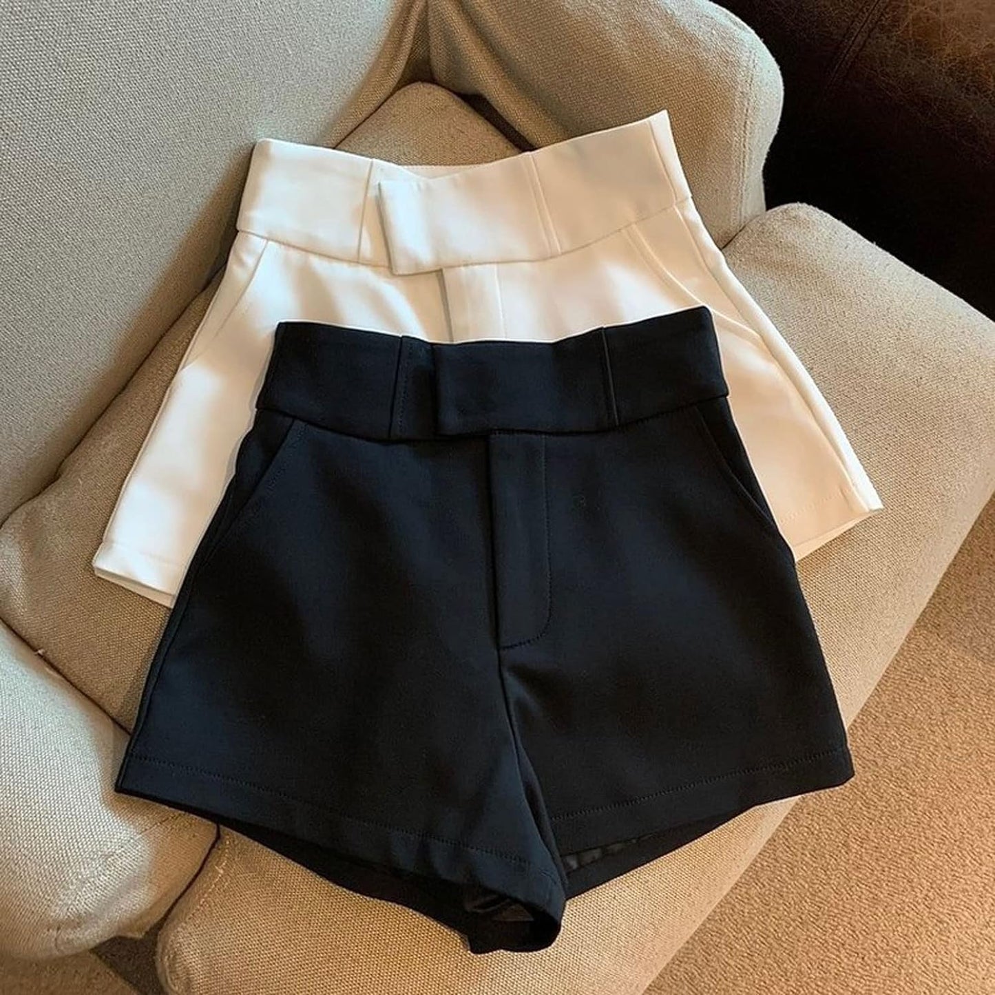 Korte Broek Met Wijde Pijpen Stijlvol en Sexy
