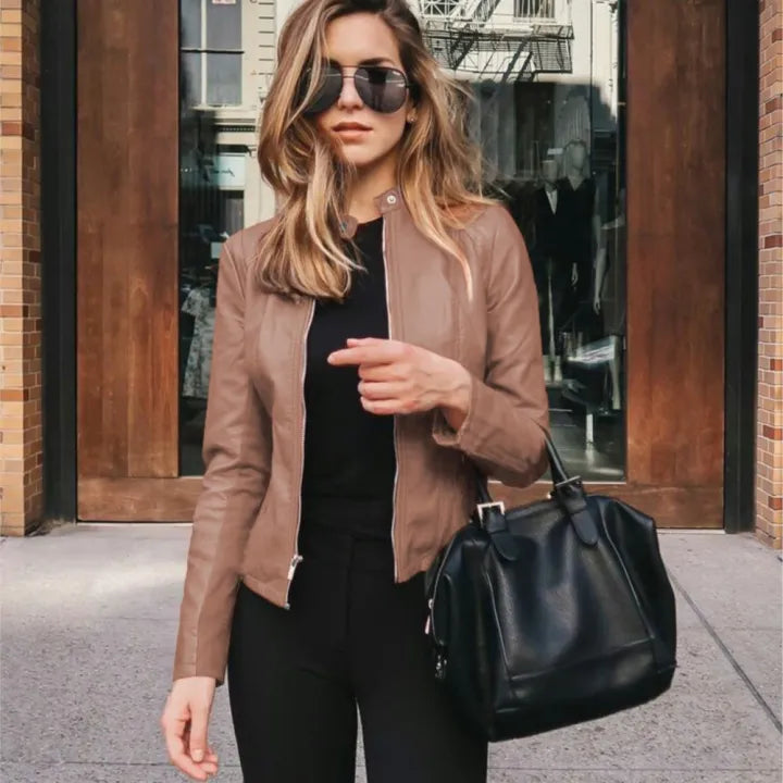 Sandra | Giacca biker alla moda con scollo tondo