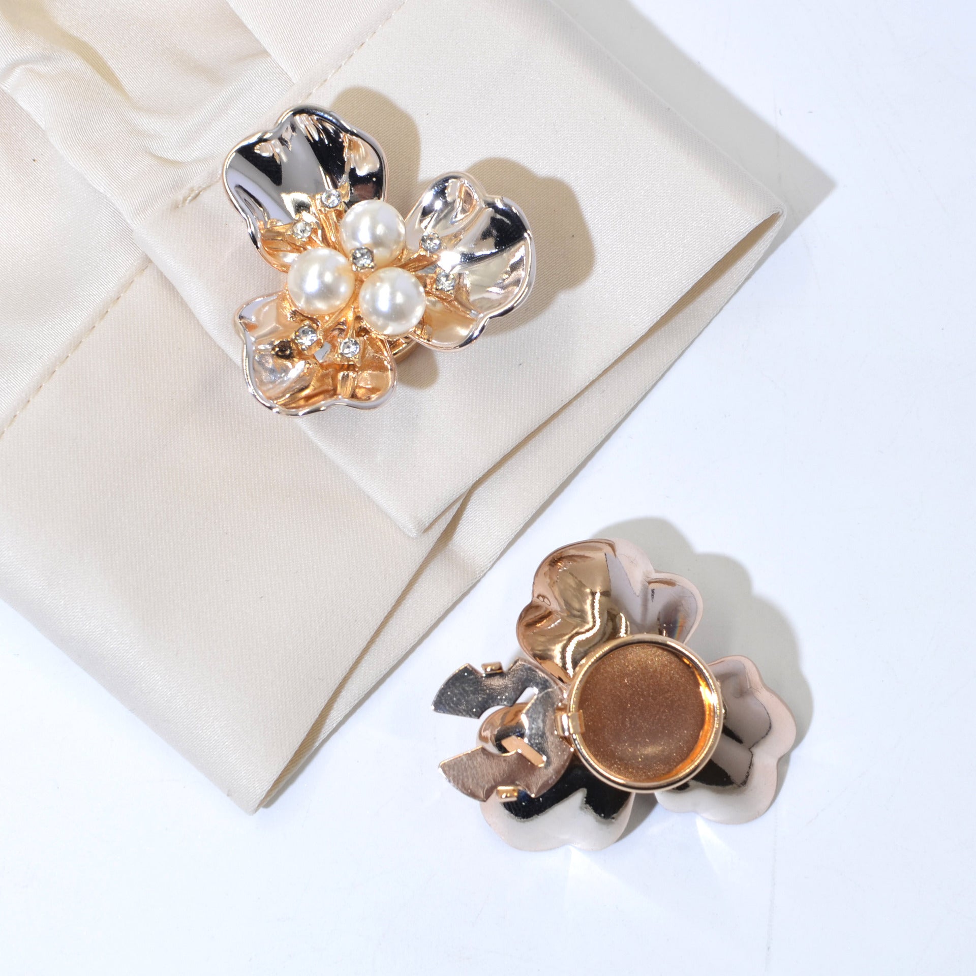 Dames Manchetknopen Bloem Motief met Parel Detail - Mode Vibes
