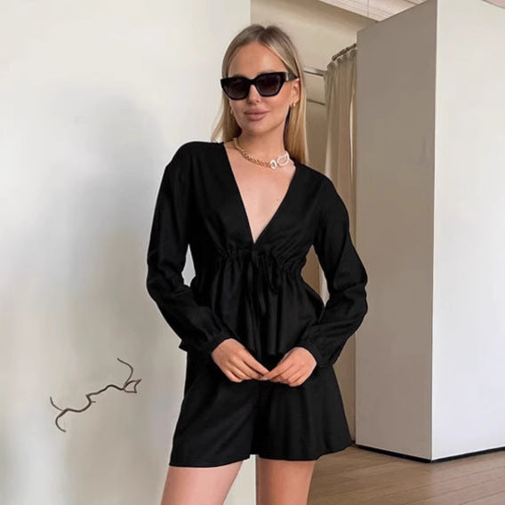 Dames Zomerset: Luchtige Tweedelige Set met V-Hals Top en Shorts - Mode Vibes