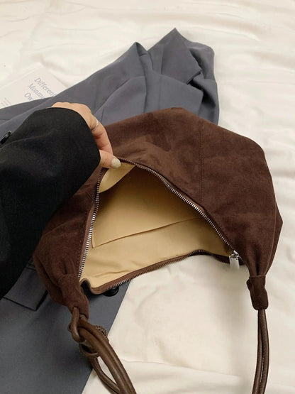 Boho Chic Suède Schouder tas met Speelse Details