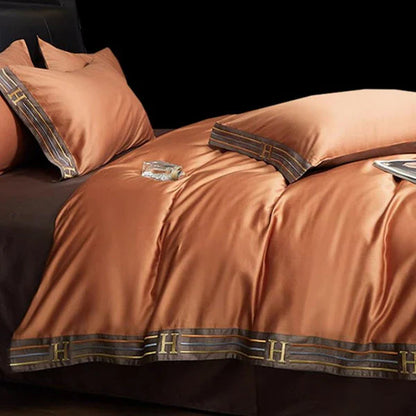 Satijnen Beddengoed Set Geborduurd Luxury Stof