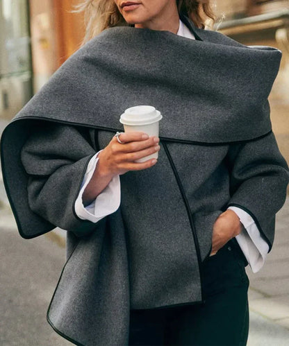 Korte Lederen Jas Met Sjaal Stijl Volwassenen - Mode Vibes