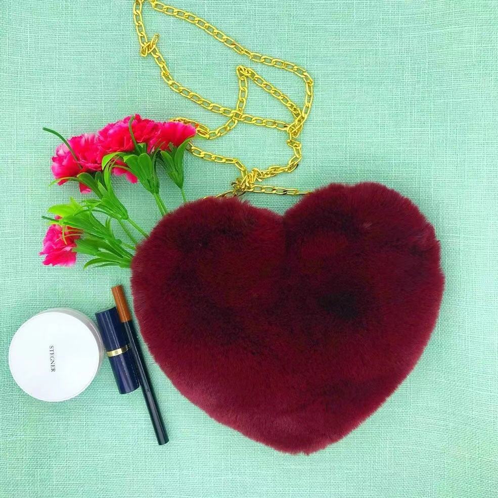 Dames Pluche Crossbody Tas Hartvormig met Ketting Details