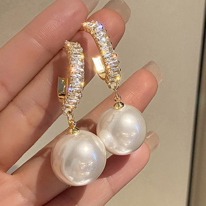 Parelorbellen met Zirkonia en Luxueuze Look