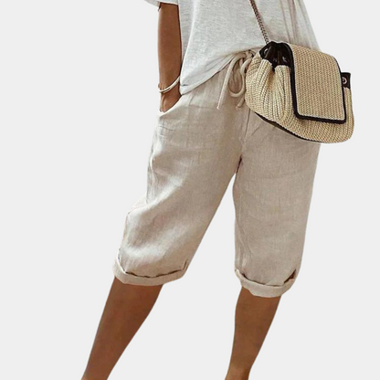 Ademende en flexibele shorts voor dames - Elara