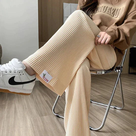 Geribde Broek Dilara Comfortabel en Stijlvol