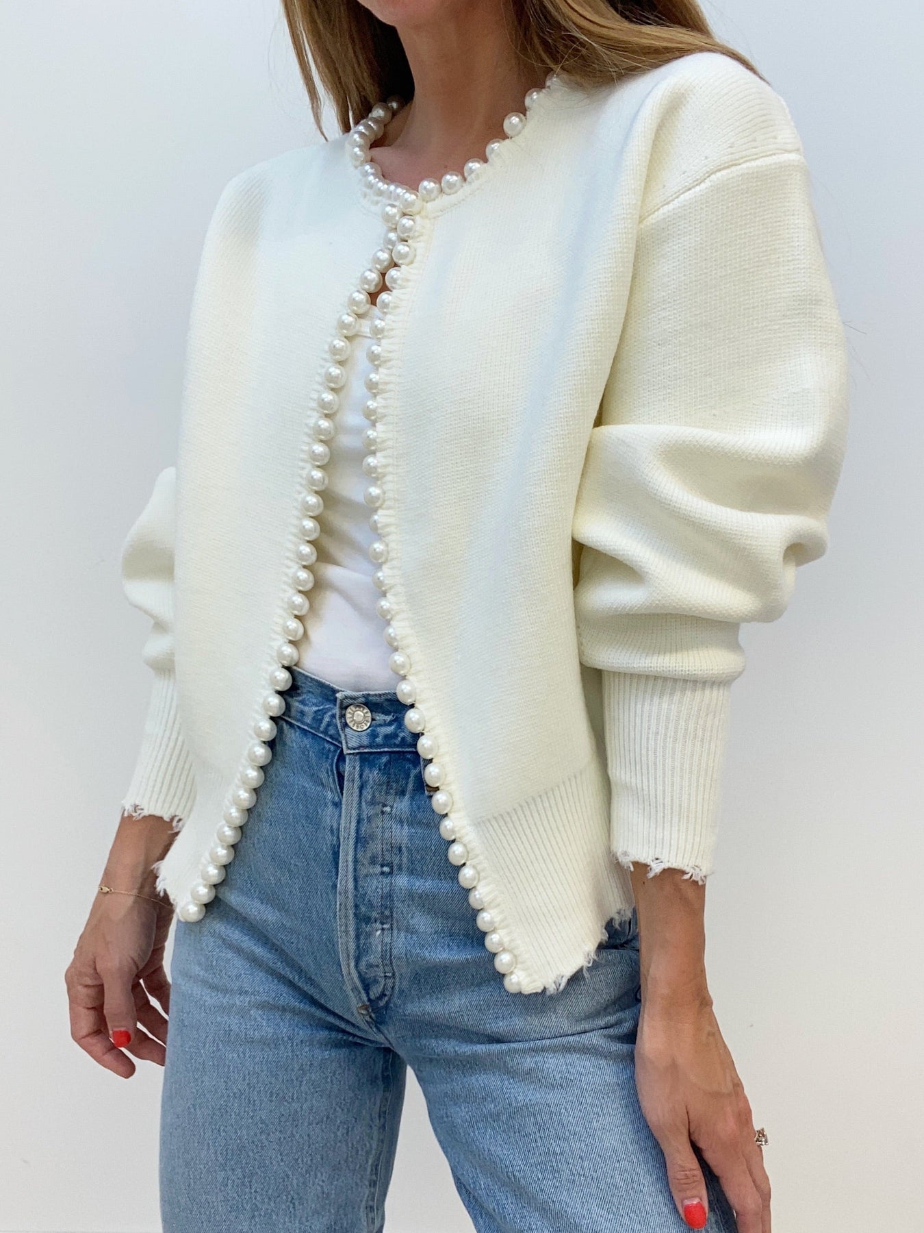 Talicia | Cardigan con bordi strappati e perle