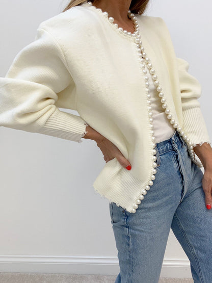 Talicia | Cardigan con bordi strappati e perle