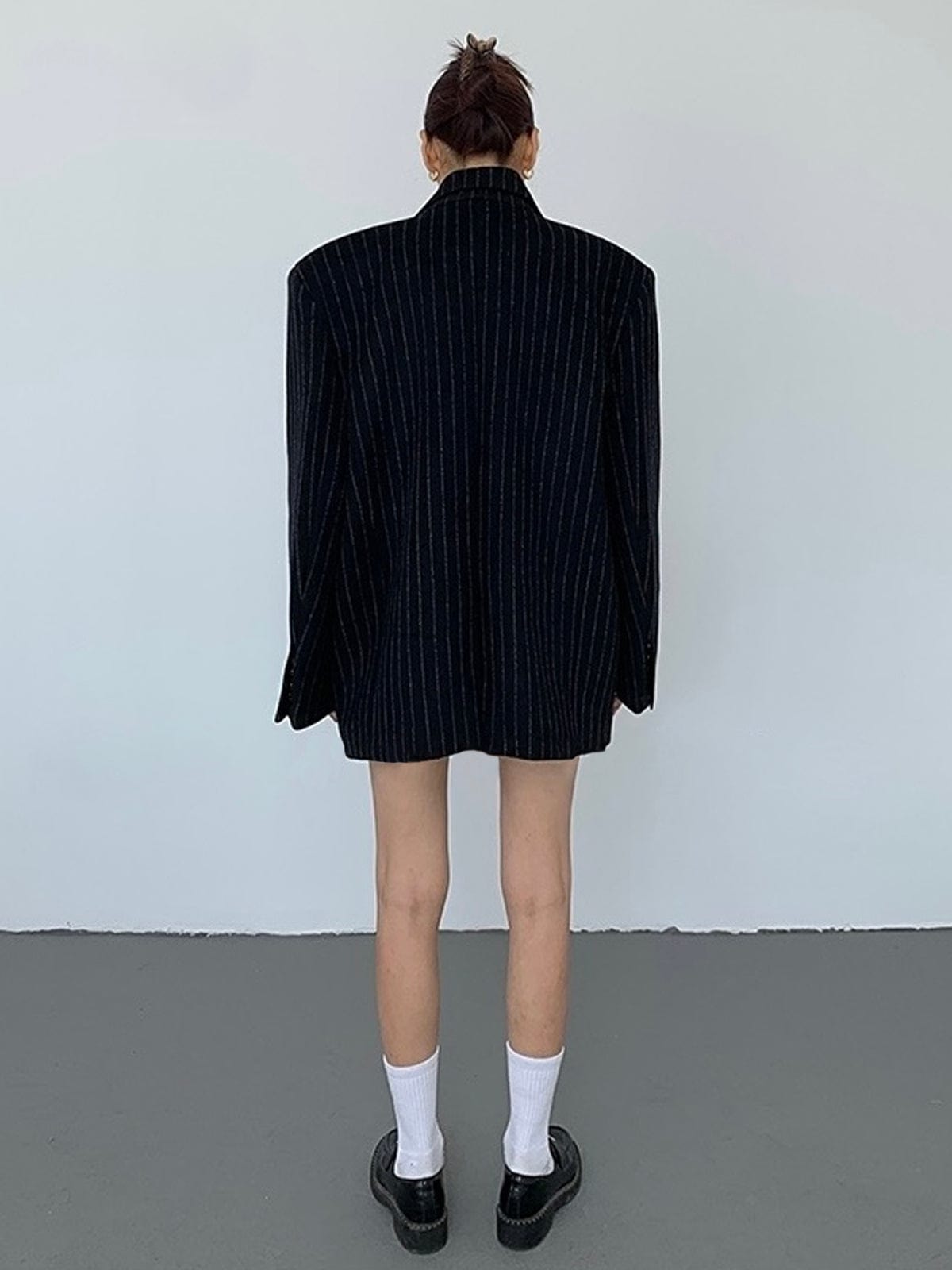 Marineblauwe Blazer Dames Klassiek Nadelstrepen Design