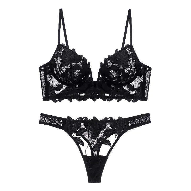 Franse Lingerie Set met Diepe V-hals en Kant